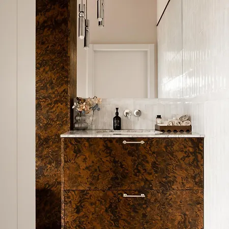 Lido Executive By Jwpm *