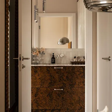 Lido Executive By Jwpm Jurata