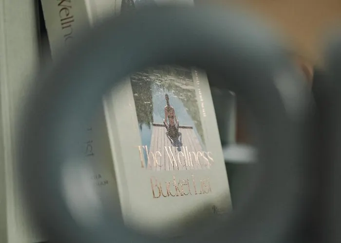 Lido Executive By Jwpm *