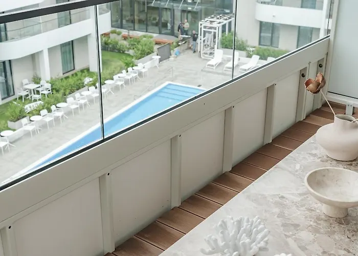 Lido Executive By Jwpm *