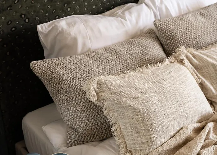 Lido Executive By Jwpm *