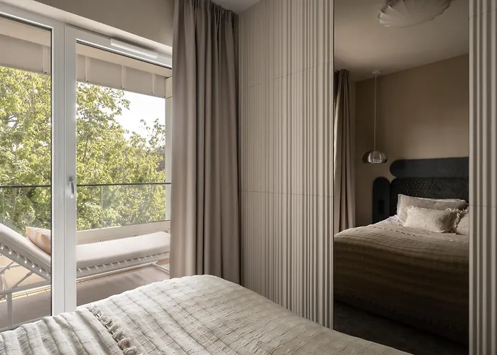 Lido Executive By Jwpm Jurata