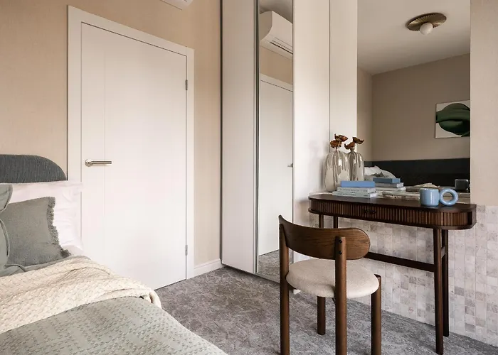 Lido Executive By Jwpm *