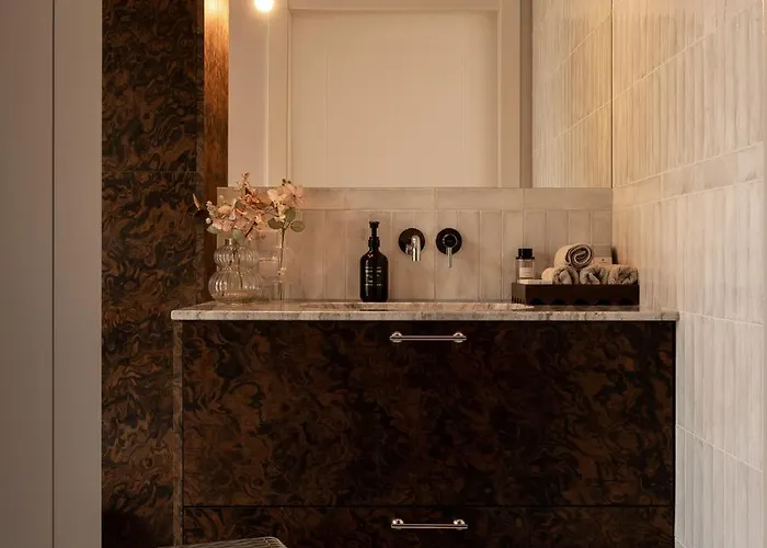 Lido Executive By Jwpm *